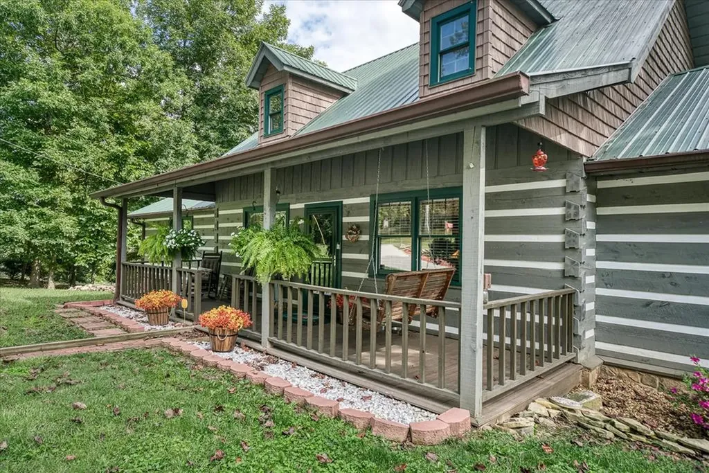 472 Mountain Drive Livingston TN 38570