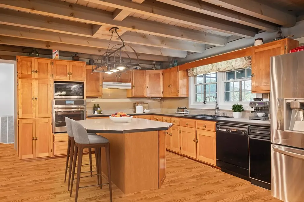 472 Mountain Drive Livingston TN 38570