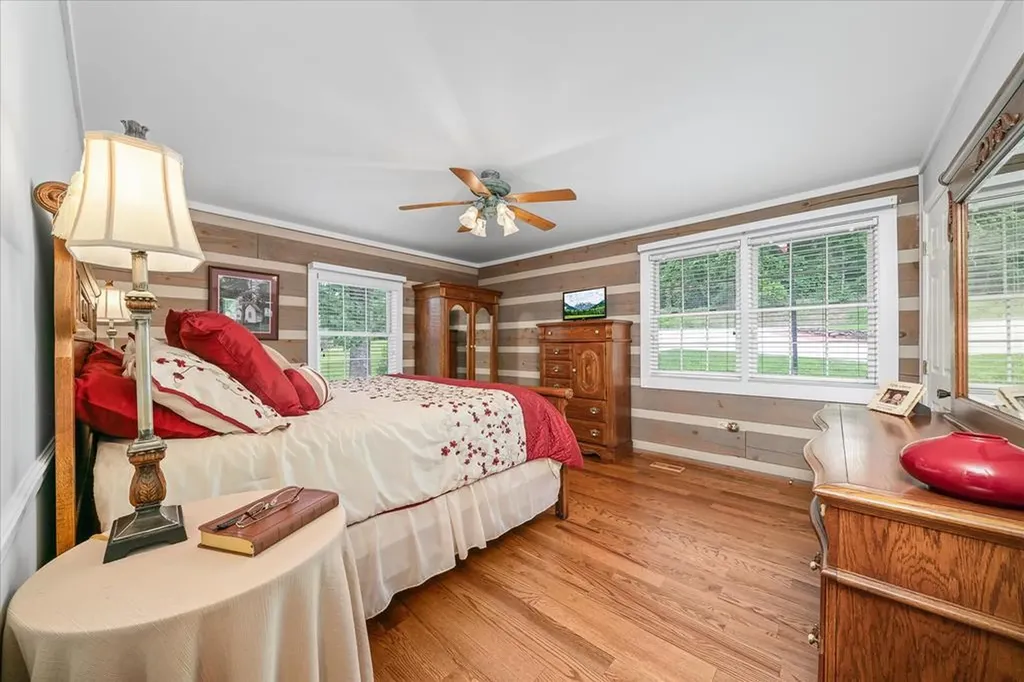 472 Mountain Drive Livingston TN 38570