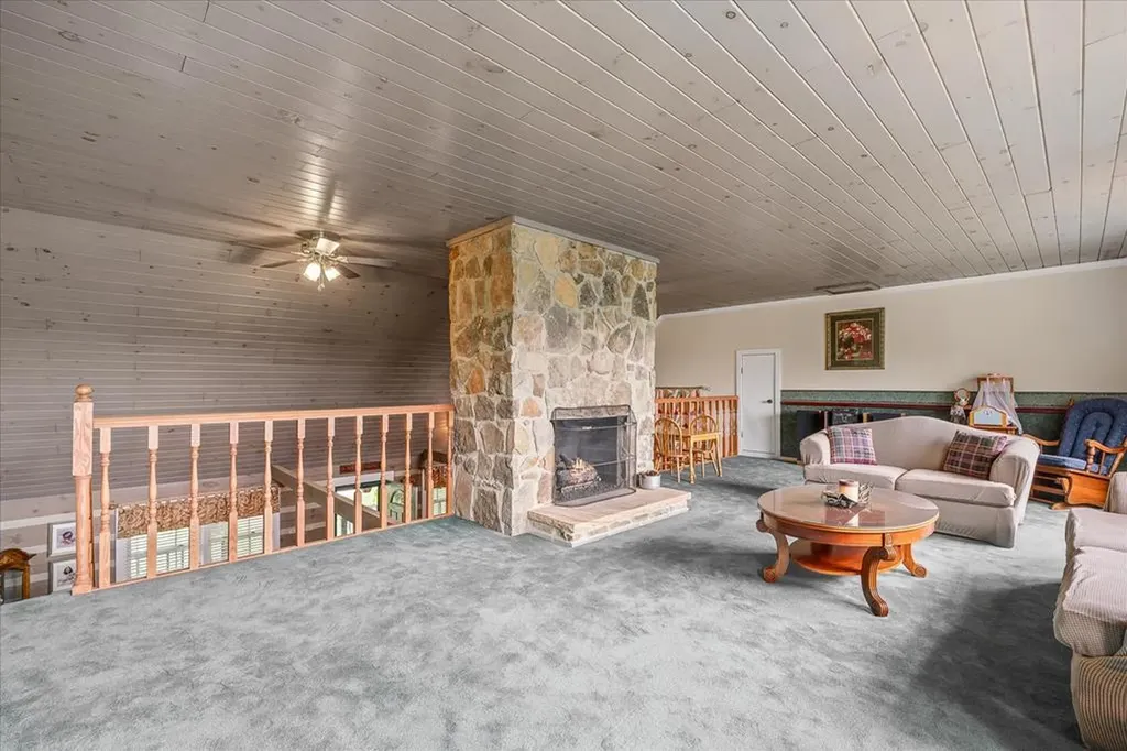472 Mountain Drive Livingston TN 38570