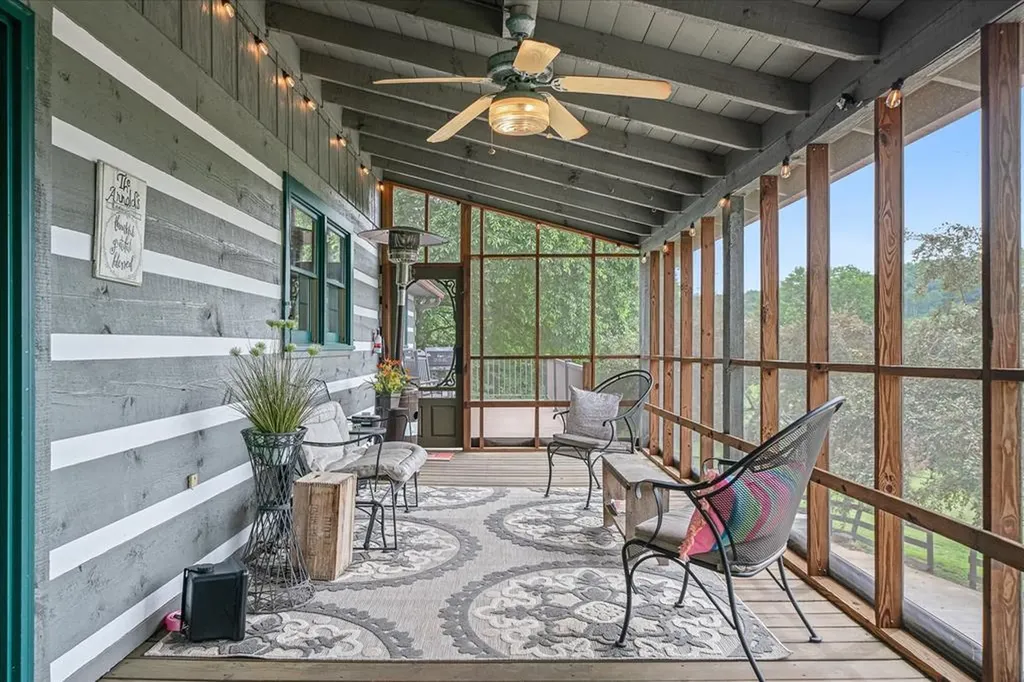 472 Mountain Drive Livingston TN 38570