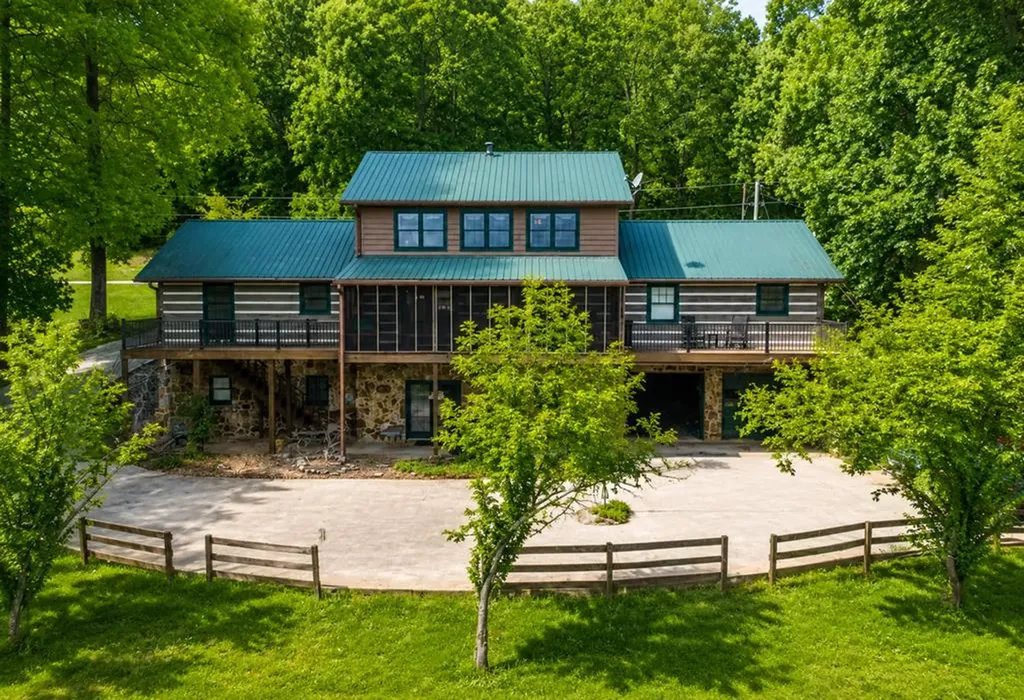 472 Mountain Drive Livingston TN 38570