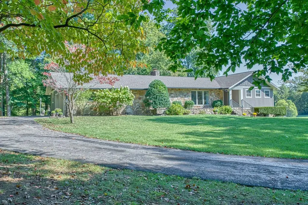 1522 Post Oak Road Cookeville TN 38506