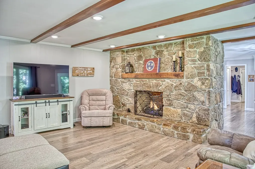 1522 Post Oak Road Cookeville TN 38506