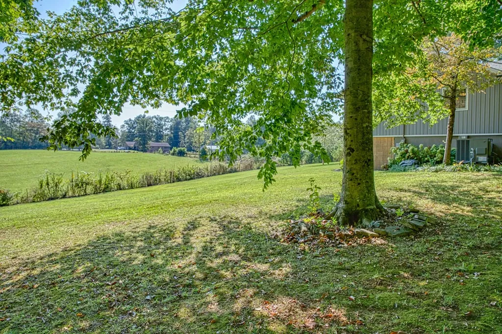 1522 Post Oak Road Cookeville TN 38506