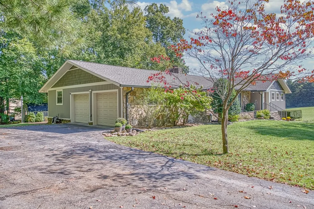 1522 Post Oak Road Cookeville TN 38506