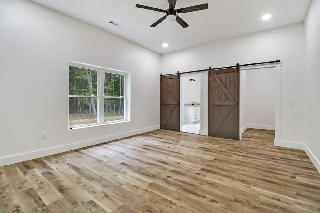 2662 Cumberland Lakes Drive Monterey TN 38574