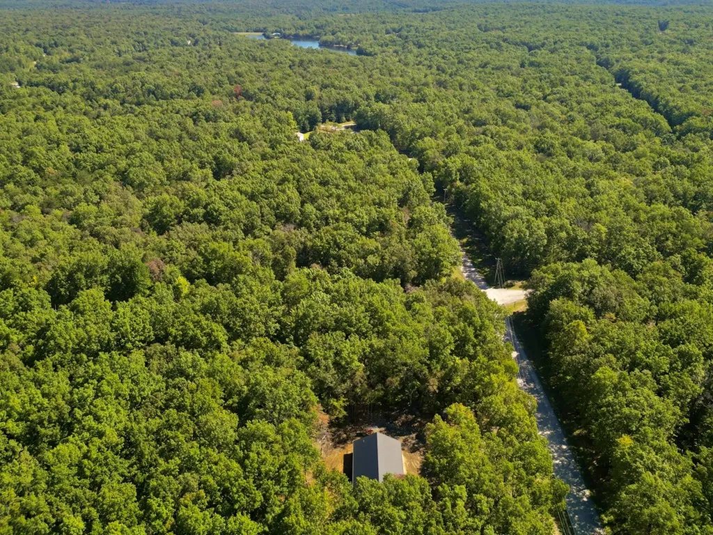 2662 Cumberland Lakes Drive Monterey TN 38574