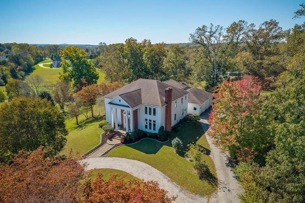 151 Pigeon Roost Creek Road Cookeville TN 38506