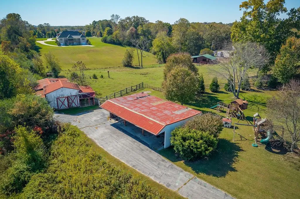 151 Pigeon Roost Creek Road Cookeville TN 38506