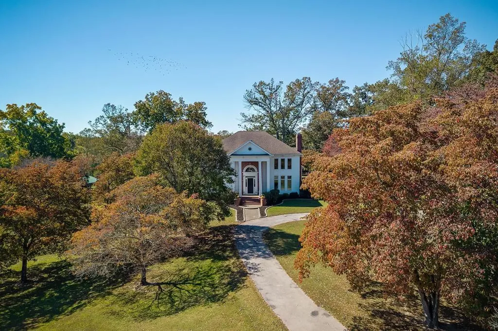 151 Pigeon Roost Creek Road Cookeville TN 38506