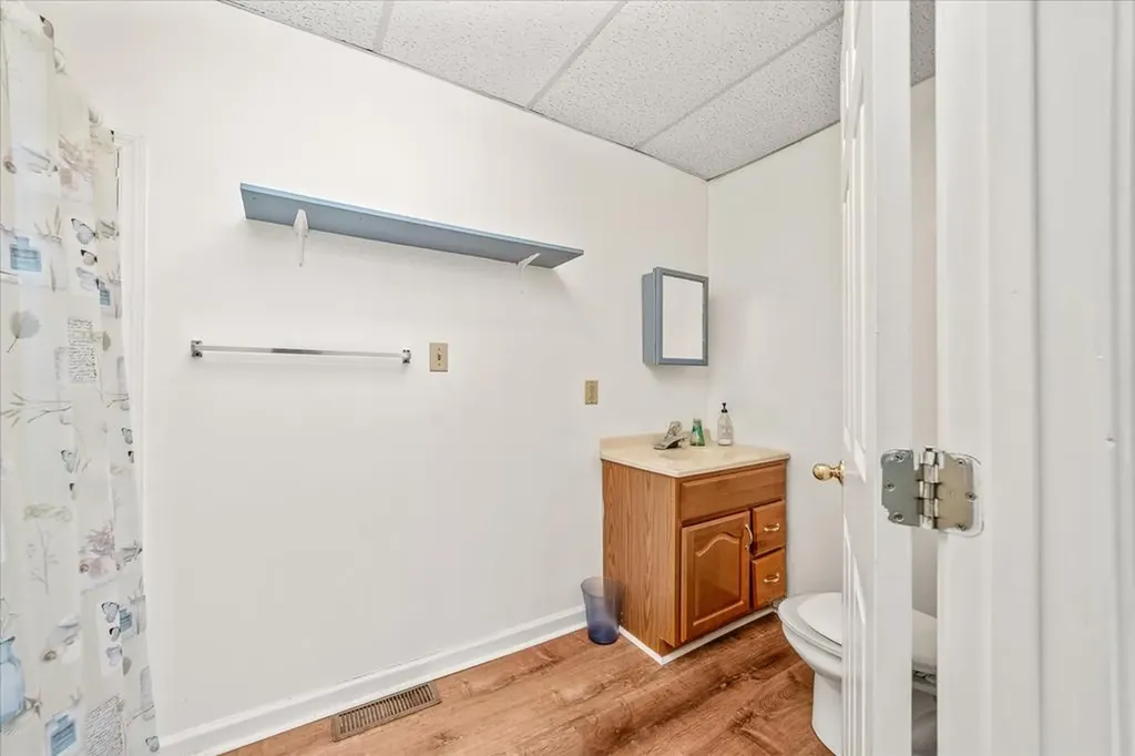 306 W Broad Street Livingston TN 38570