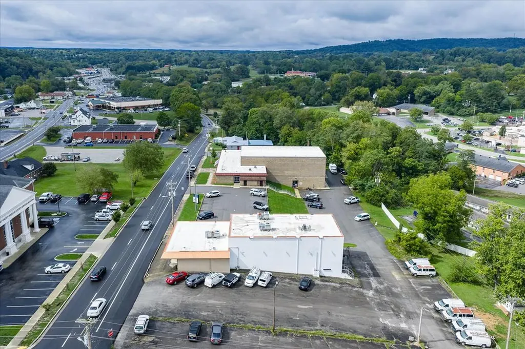 306 W Broad Street Livingston TN 38570