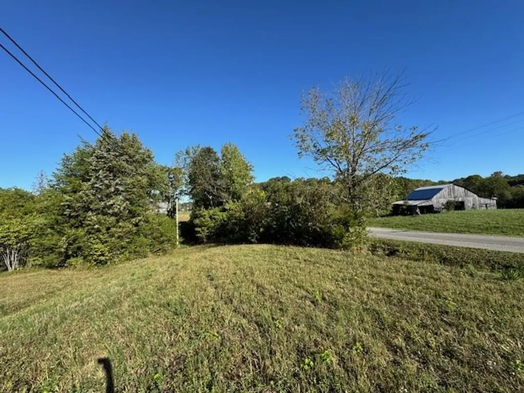 3.03 Ac Lonesome Valley Road Allons TN 38541