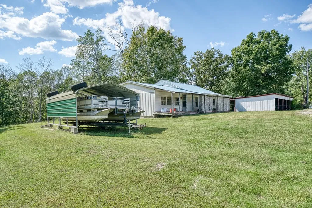 7331 Ashburn Road Baxter TN 38544