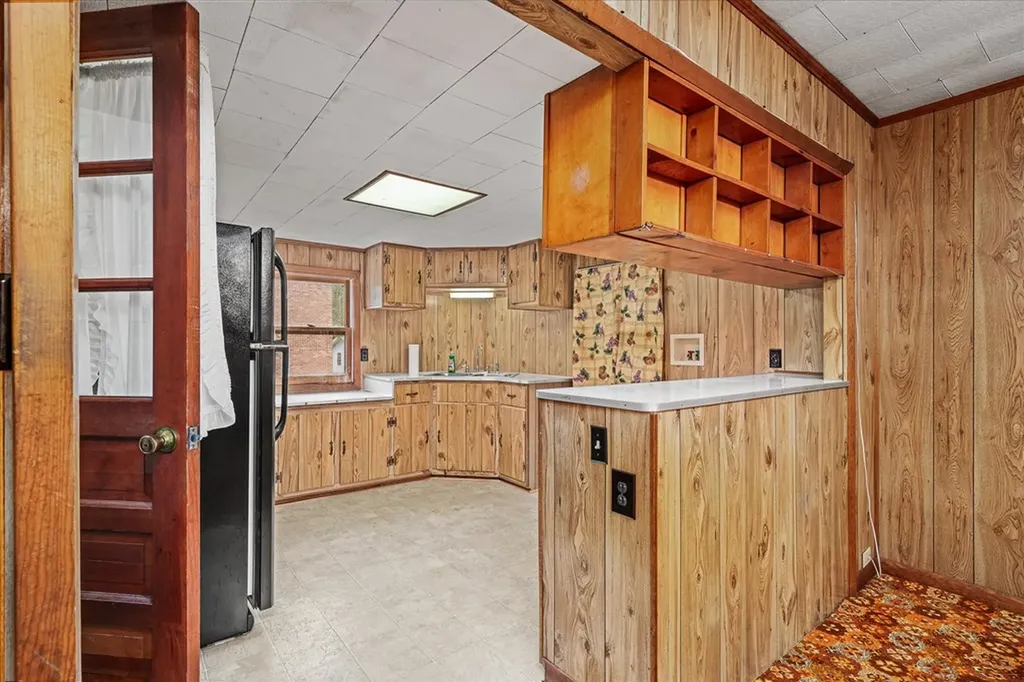 671 Lemont And Yates Mountain Road Spencer TN 38585