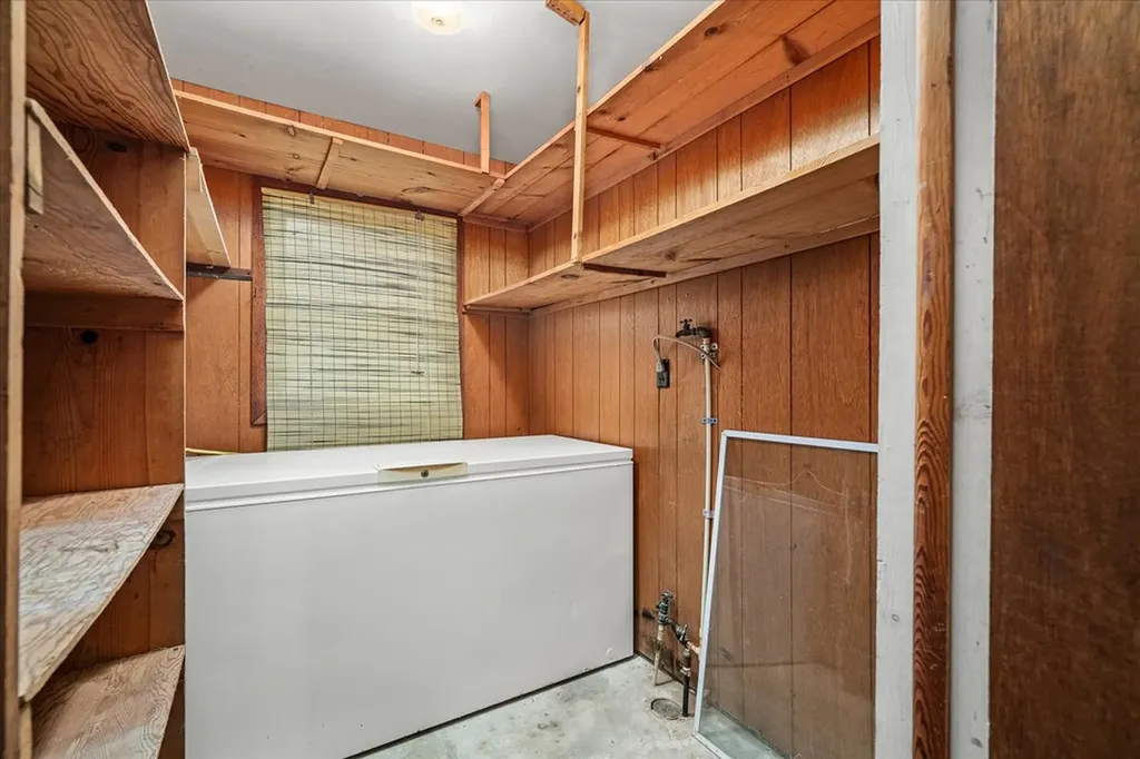 671 Lemont And Yates Mountain Road Spencer TN 38585