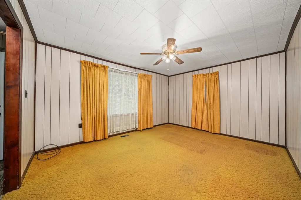 671 Lemont And Yates Mountain Road Spencer TN 38585