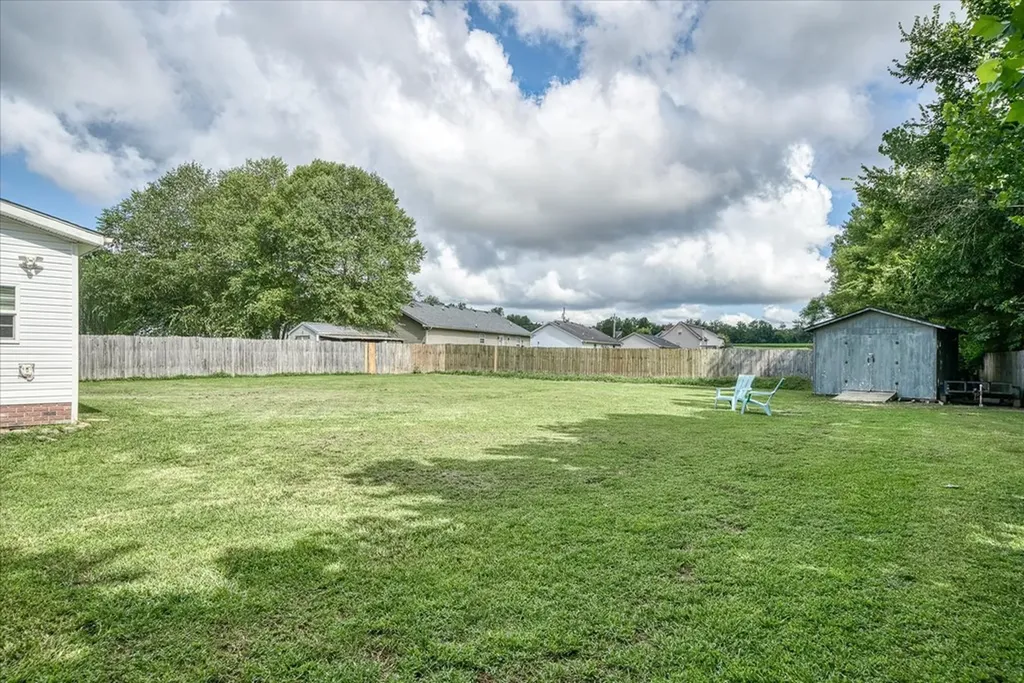 6775 Thomas Twin Oak Baxter TN 38544