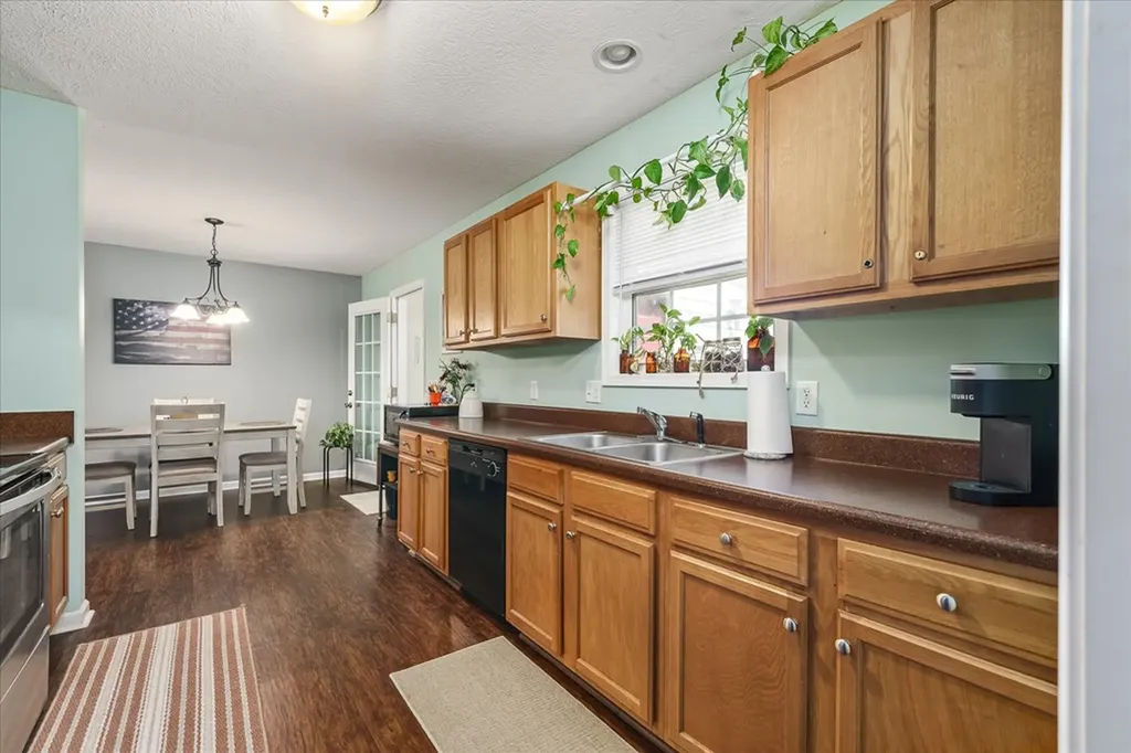 6775 Thomas Twin Oak Baxter TN 38544