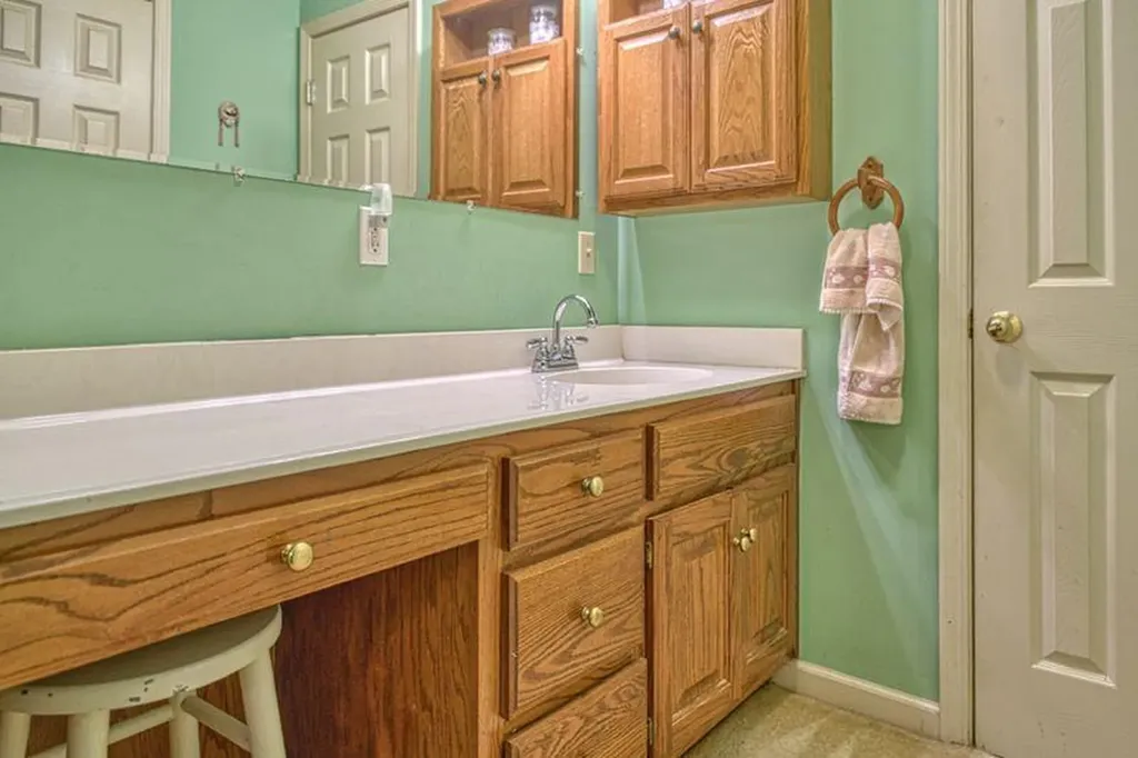 4650 Highway 52 W. Lafayette TN 37083