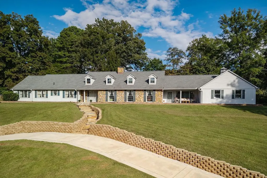 1400 Thomas Circle Cookeville TN 38506