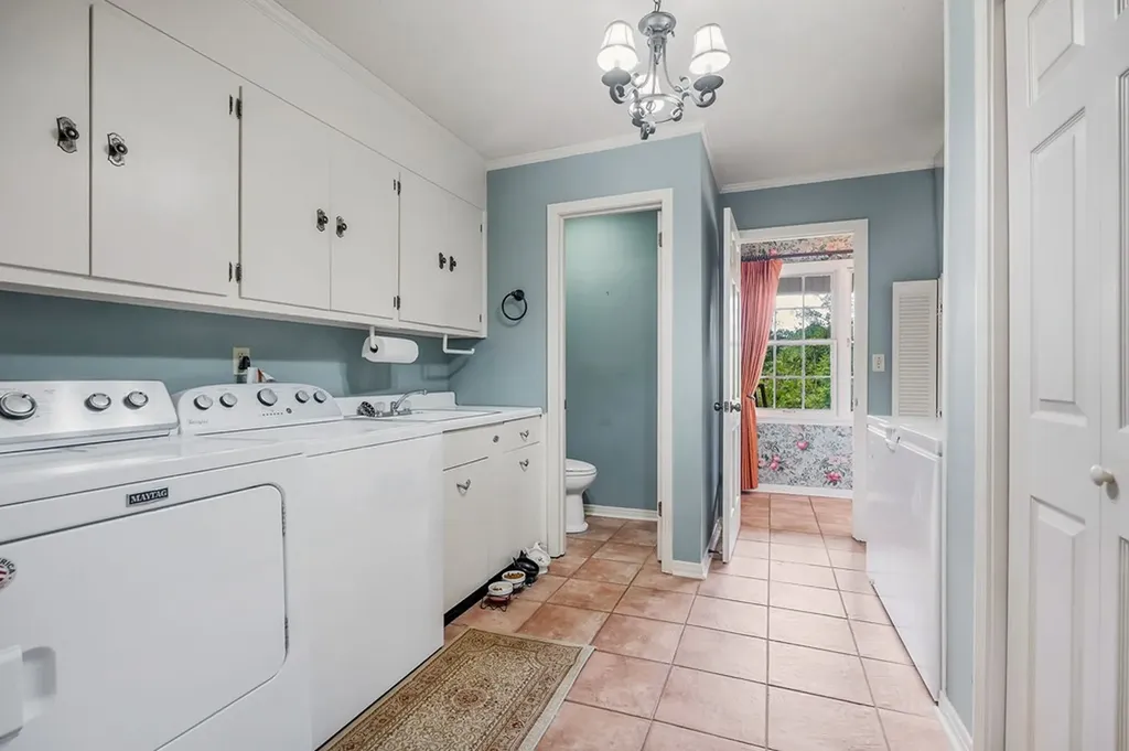 1400 Thomas Circle Cookeville TN 38506