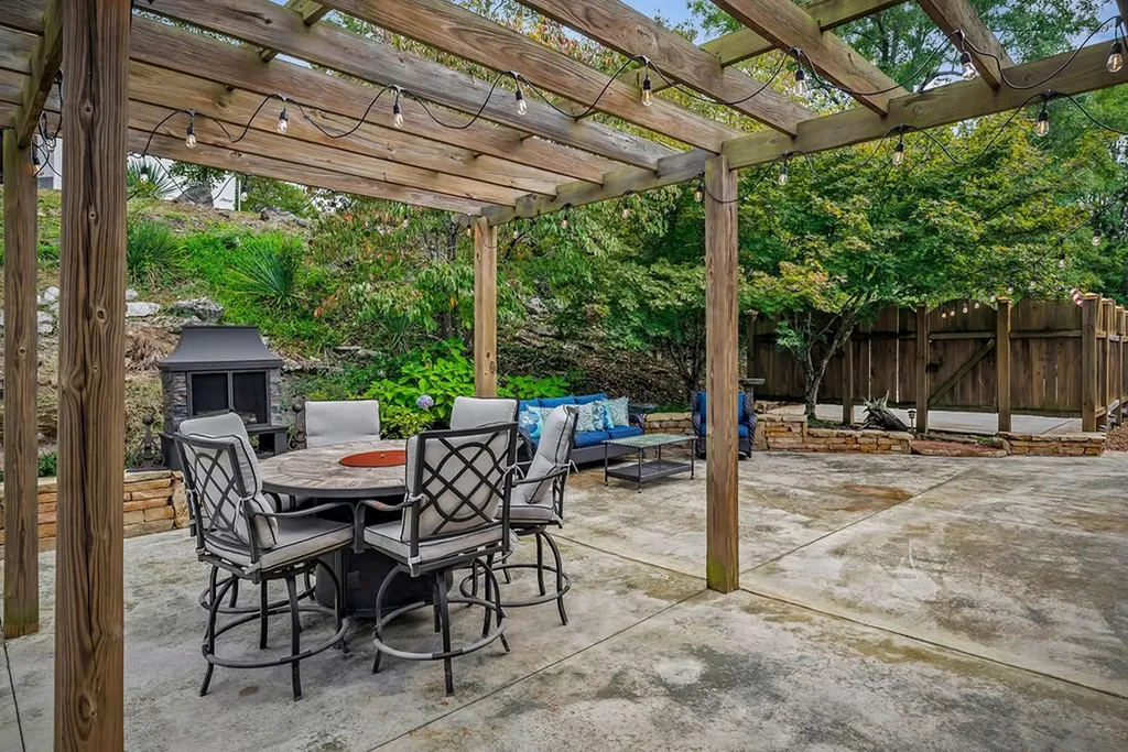 1400 Thomas Circle Cookeville TN 38506