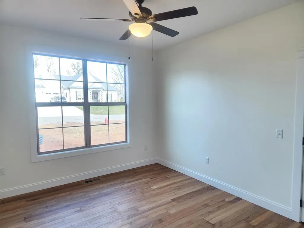 7140 Honeysuckle Trail Baxter TN 38544