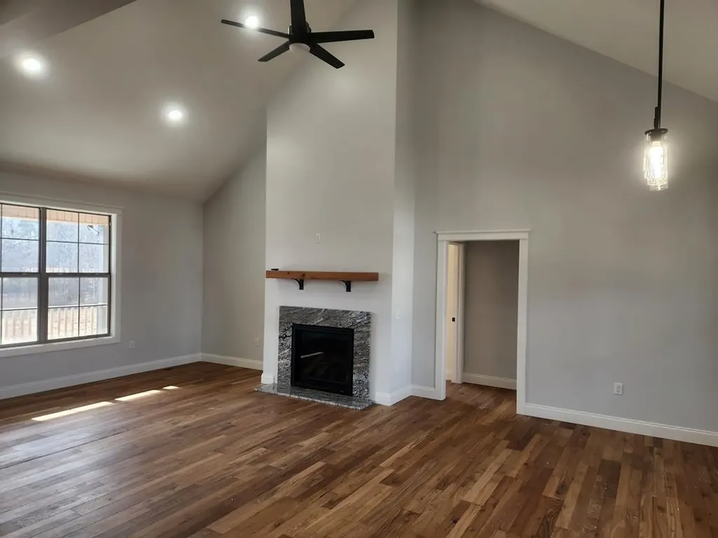 7140 Honeysuckle Trail Baxter TN 38544