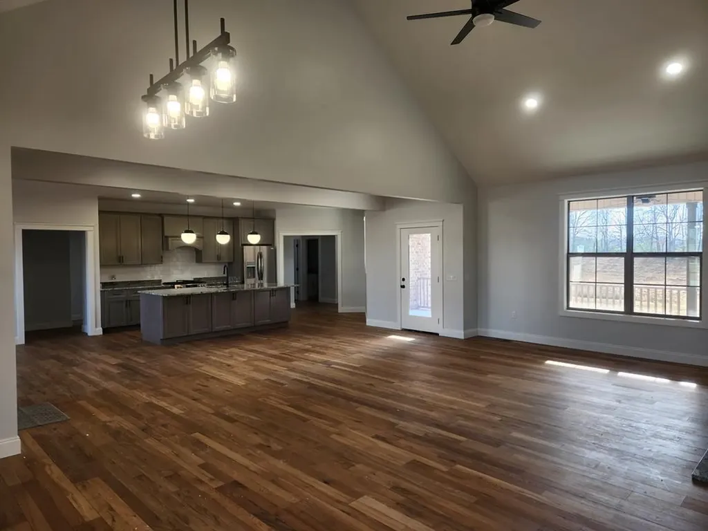 7140 Honeysuckle Trail Baxter TN 38544