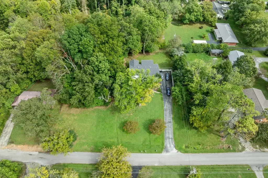 2229 Sharon Avenue Cookeville TN 38501