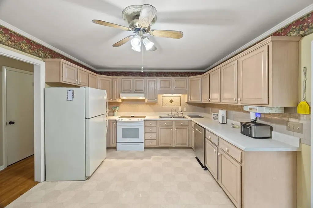 2229 Sharon Avenue Cookeville TN 38501