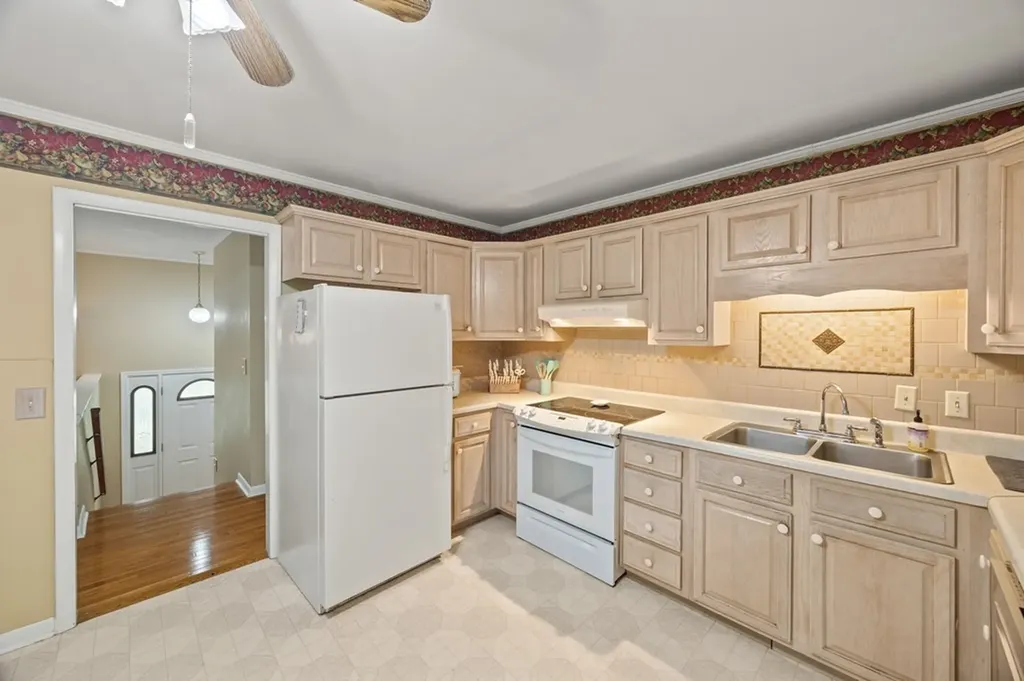 2229 Sharon Avenue Cookeville TN 38501