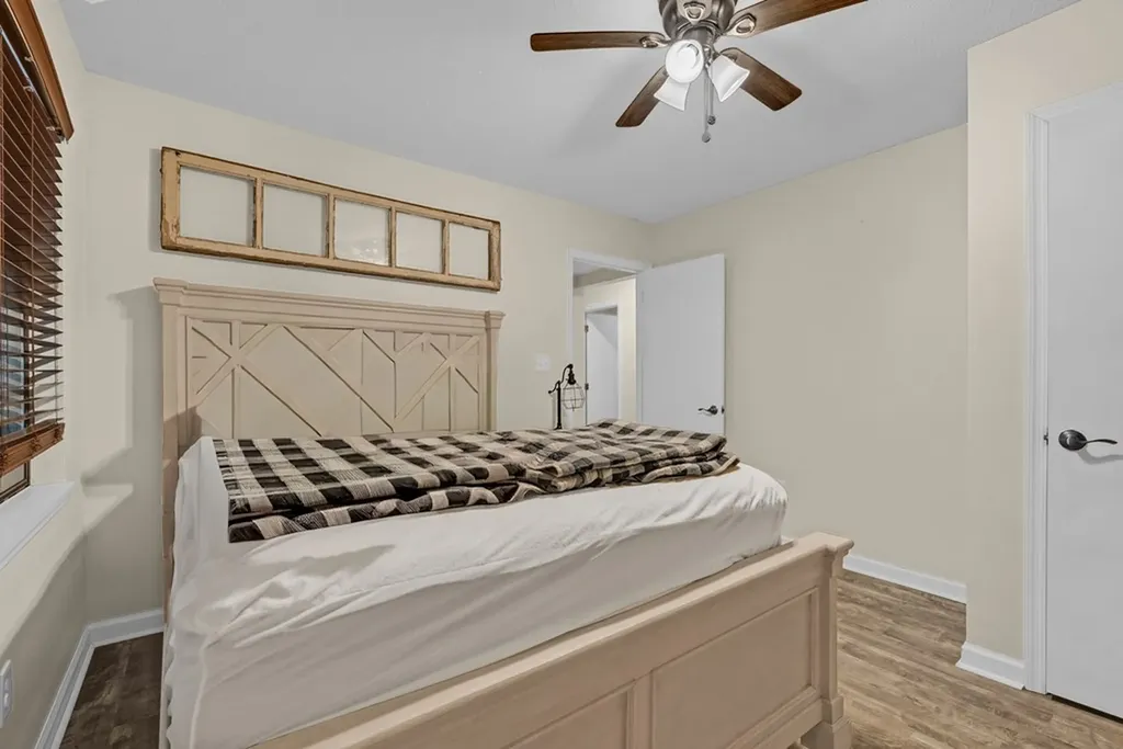 6573 Smith Mountain Road Crab Orchard TN 37723