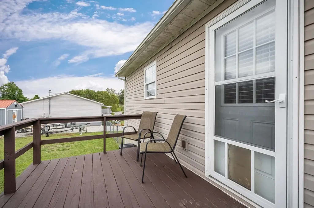 165 Charles Golden Road Sparta TN 38583