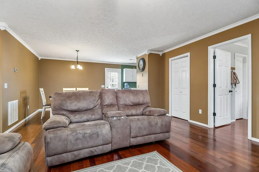 165 Charles Golden Road Sparta TN 38583