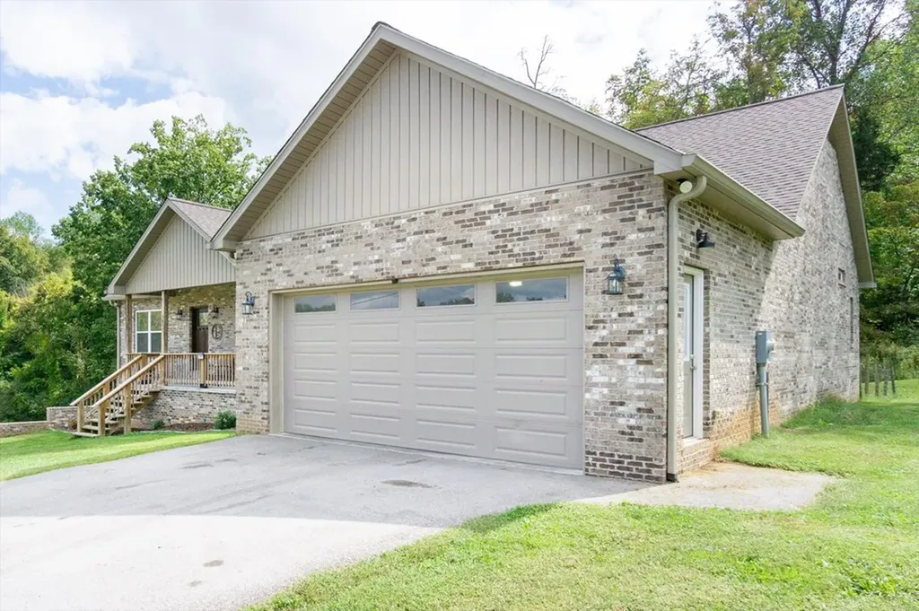 2857 Seven Springs Road Cookeville TN 38506