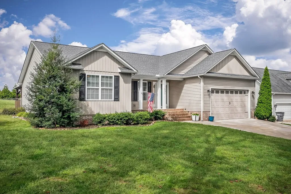 1531 Bay View Drive Cookeville TN 38501