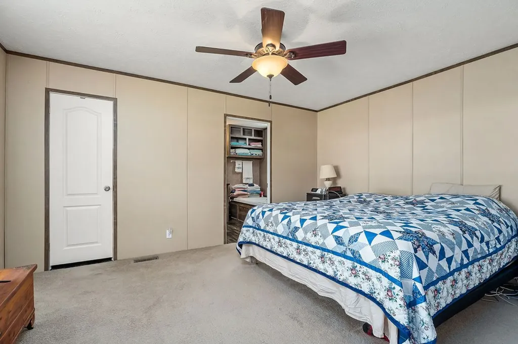 1180 Lake Hill Road Monterey TN 38574