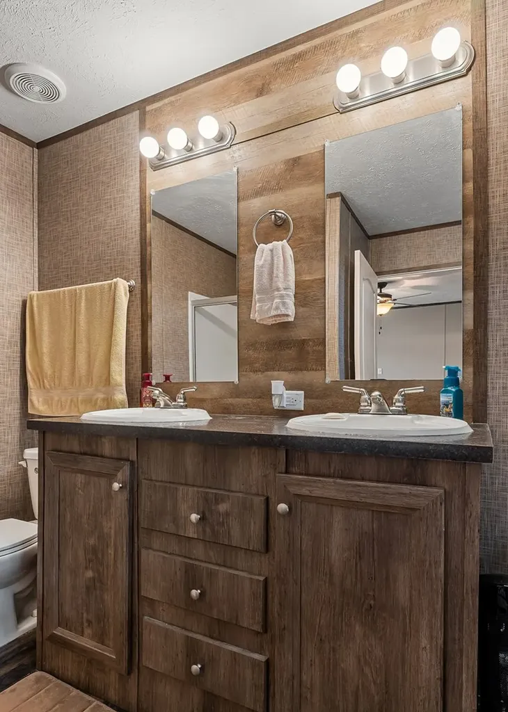 1180 Lake Hill Road Monterey TN 38574