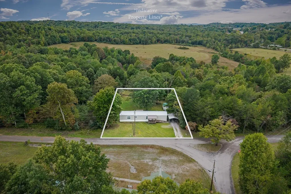 1180 Lake Hill Road Monterey TN 38574