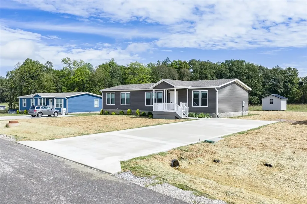 1890 Anna Maria Lane Cookeville TN 38501