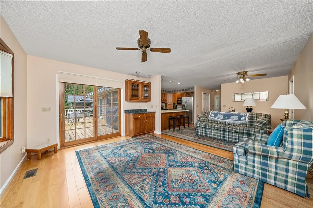 34 Beachwood Lane Crossville TN 38558