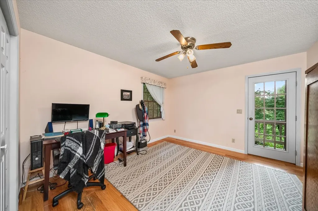 34 Beachwood Lane Crossville TN 38558