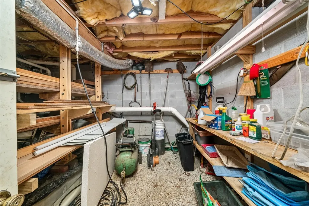 34 Beachwood Lane Crossville TN 38558