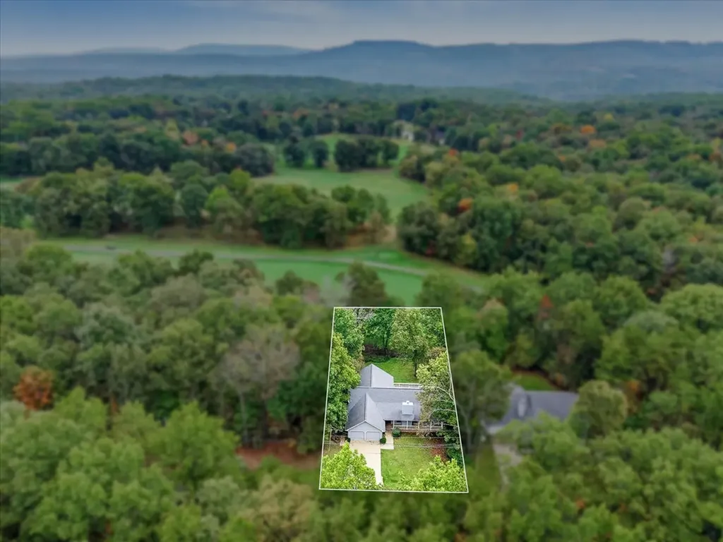 34 Beachwood Lane Crossville TN 38558