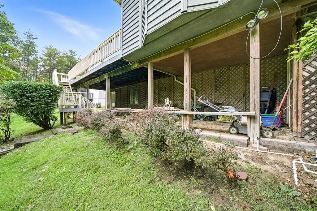 34 Beachwood Lane Crossville TN 38558