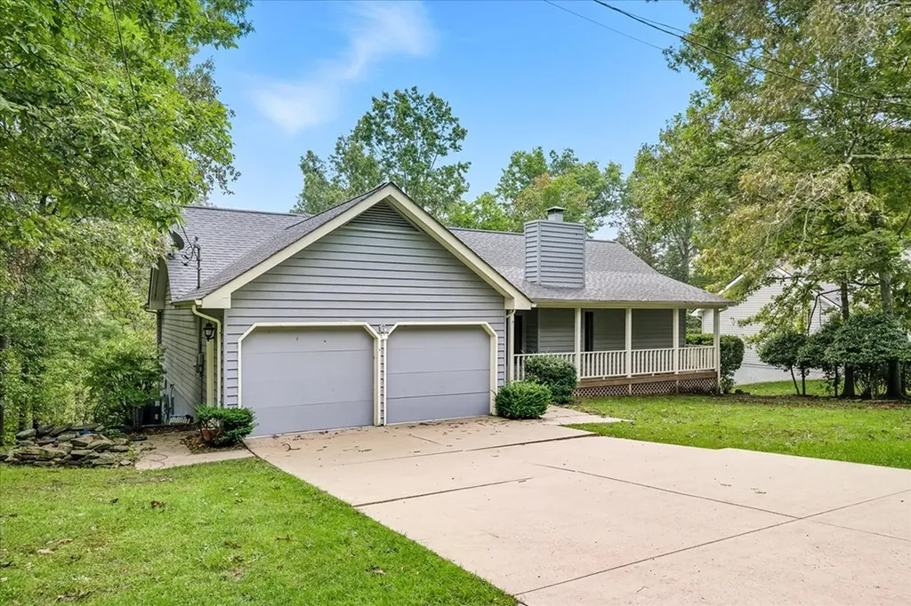 34 Beachwood Lane Crossville TN 38558