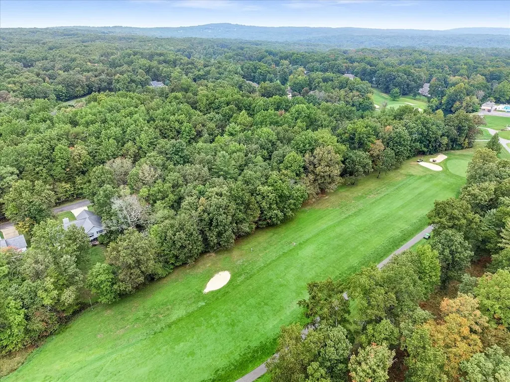 34 Beachwood Lane Crossville TN 38558